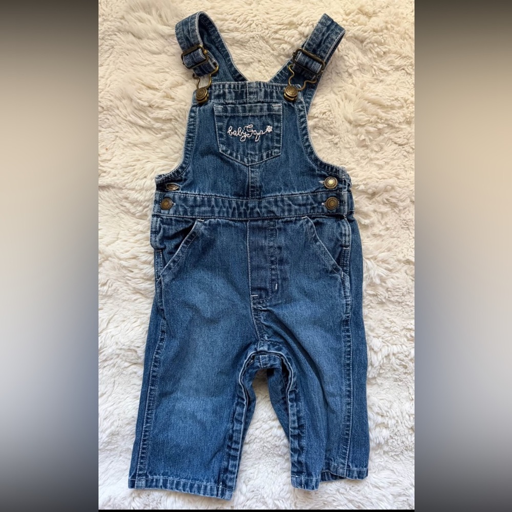 Y2K BabyGap overalls size 6-12m